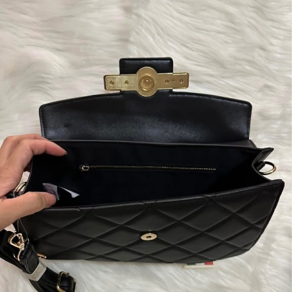 NEW! VALENTINO ORLANDI Quilted Vegan Crossbody Top Handle Bag Black Purse Iconic - Picture 5 of 6